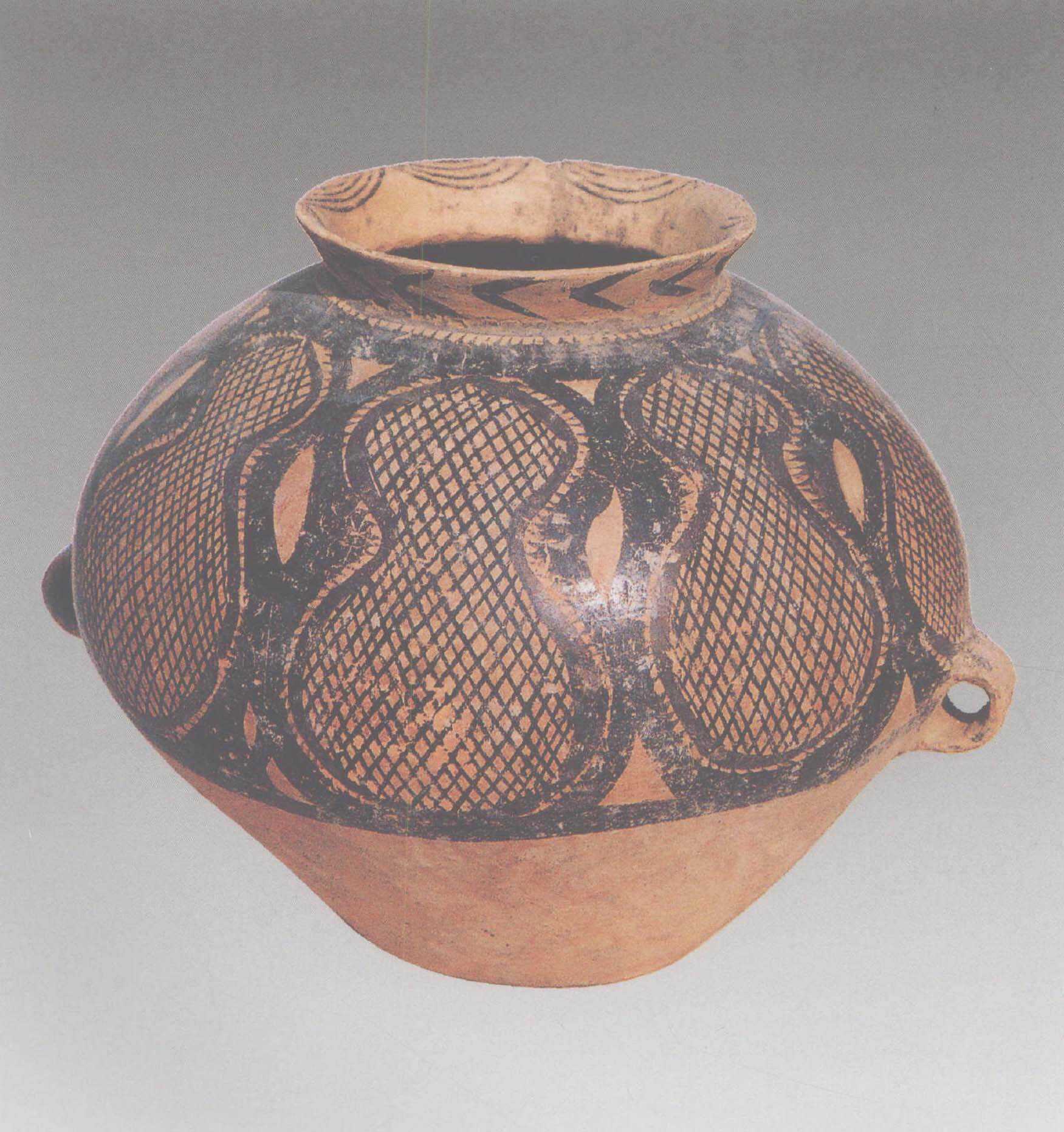 彩陶八葫芦纹罐